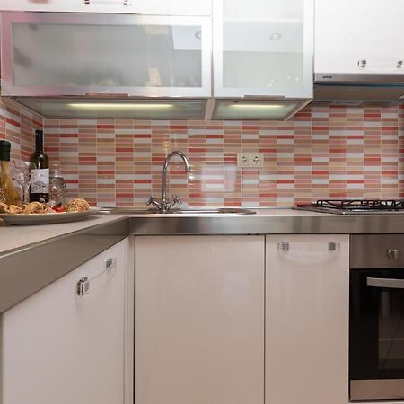 Apartman Monika Omiš Exterior foto