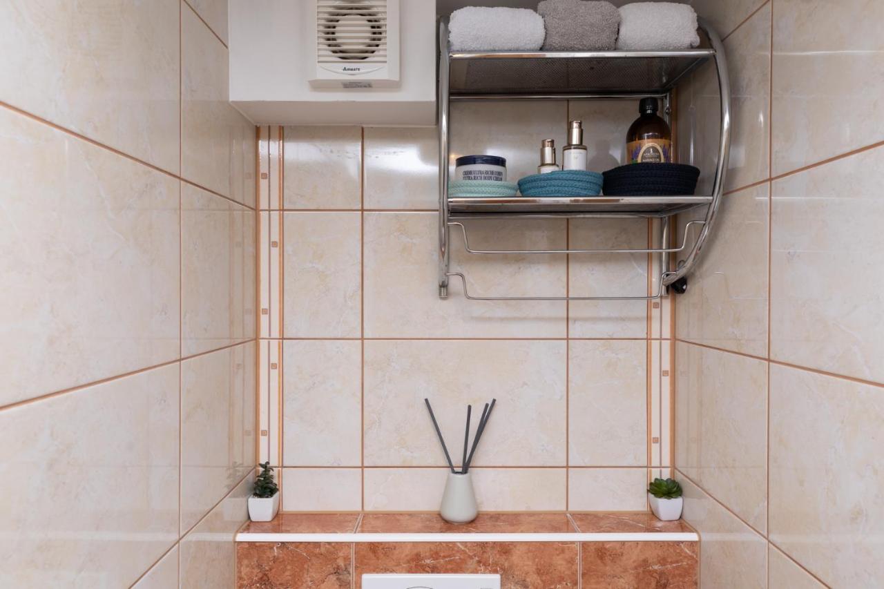 Apartman Monika Omiš Exterior foto