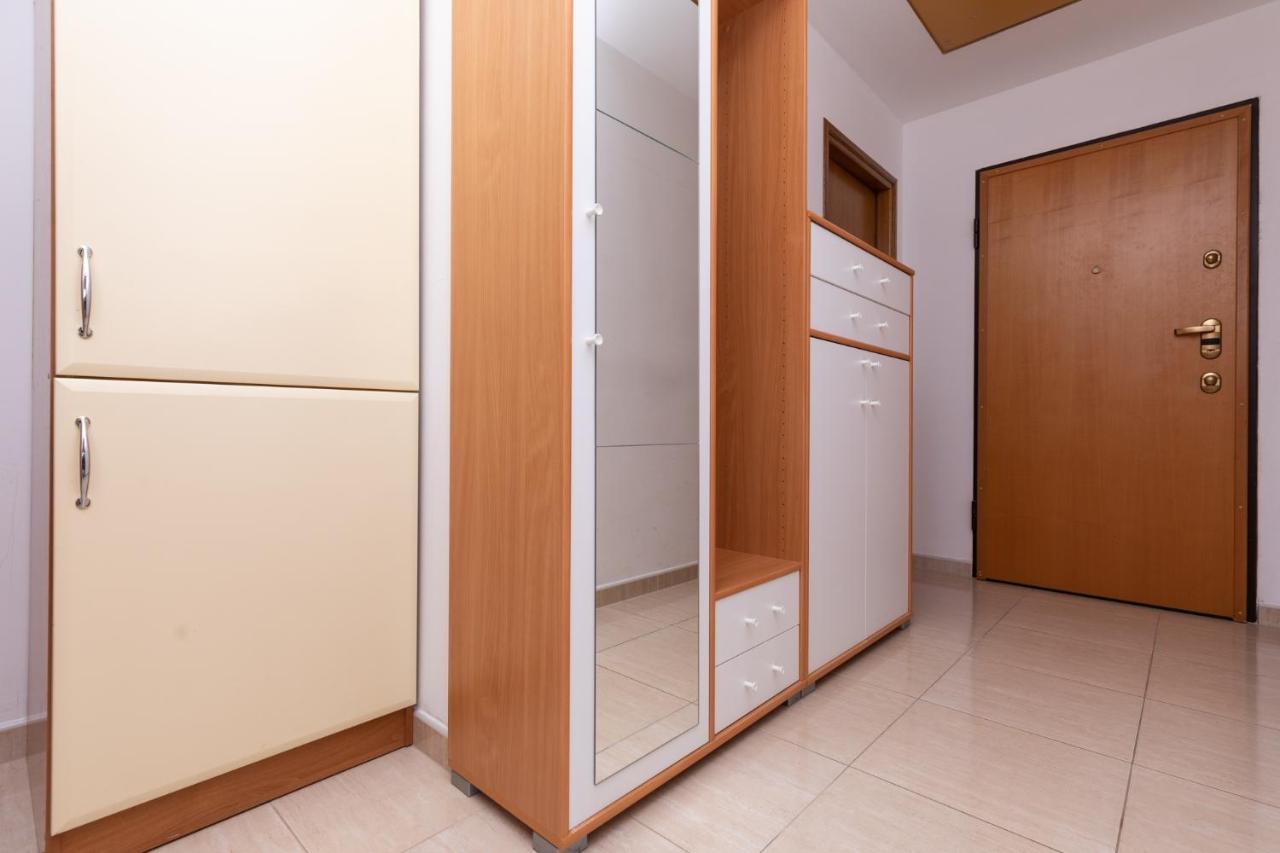 Apartman Monika Omiš Exterior foto