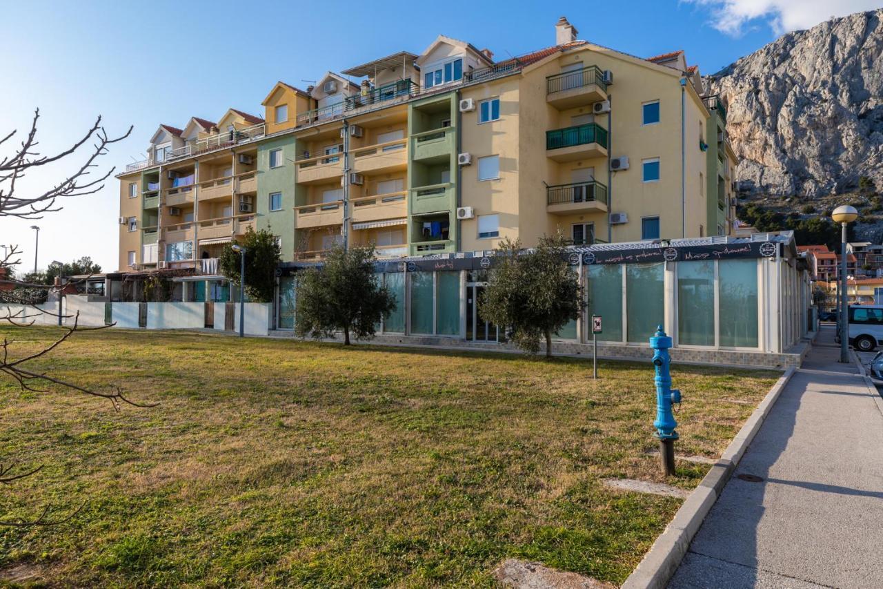 Apartman Monika Omiš Exterior foto